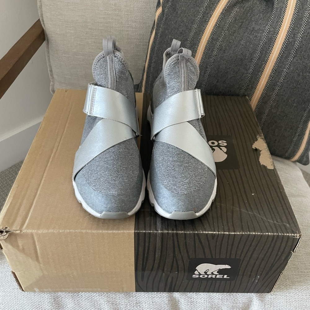 Sorel Kinetic sneakers Silver size 8
